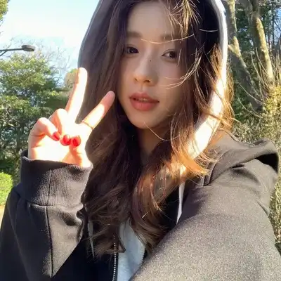余一亮